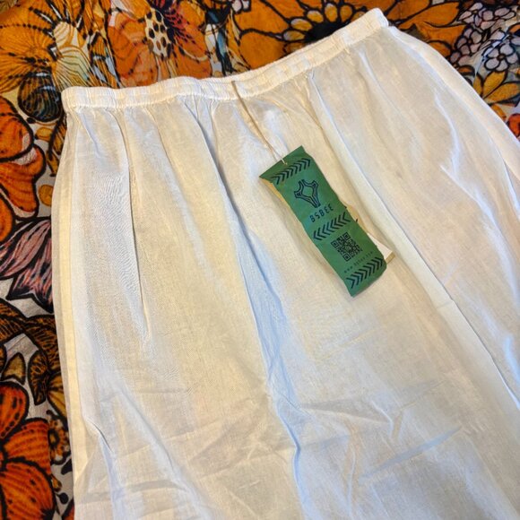 NWT Designer Bsbee 100% Cotton Slip Skirts, Multiple Sizes, Cream 100% Cotton - Picture 5 of 10
